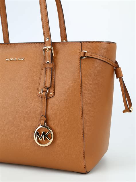 michael kors voayager